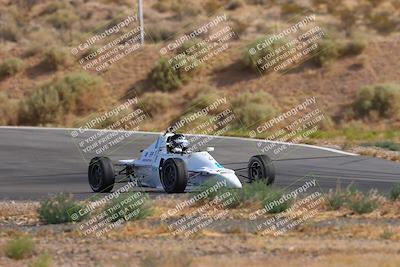 media/Jun-01-2025-CalClub SCCA (Sun) [[eae223c5dd]]/Group 3/Qualifying/